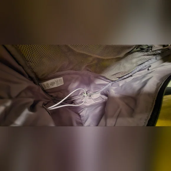 EUC! Olive Green Athleta Excursion Backpack - Picture 7 of 10